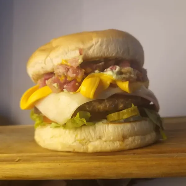 X-Bacon com Cheddar